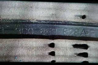 Original VW Passat Radhausverbreiterung grundiert rechts hinten 3C0853828A - Bild 6