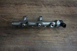 Audi A4 8W A5 F5 Q7 4M Kraftstoffverteiler Rechts Fuel Rail Right V6 059130090CS - Bild 1