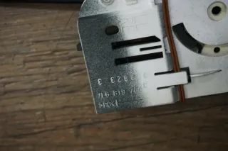 VW Touareg Schalter Regler Luftdüse Lüftungsversteller vorne rechts 7L6819766F - Bild 2