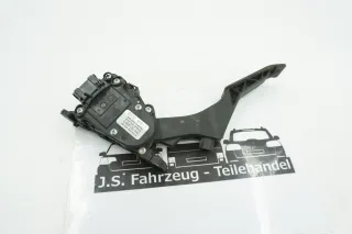 VW Transporter T5 7H Gaspedal mit Elektronikmodul Pedal Pedalerie 7H1721503D - Bild 1