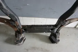 VW T5 Caravelle Original Vorderachse Achsträger Achse vorne Aggregateträger - Bild 6
