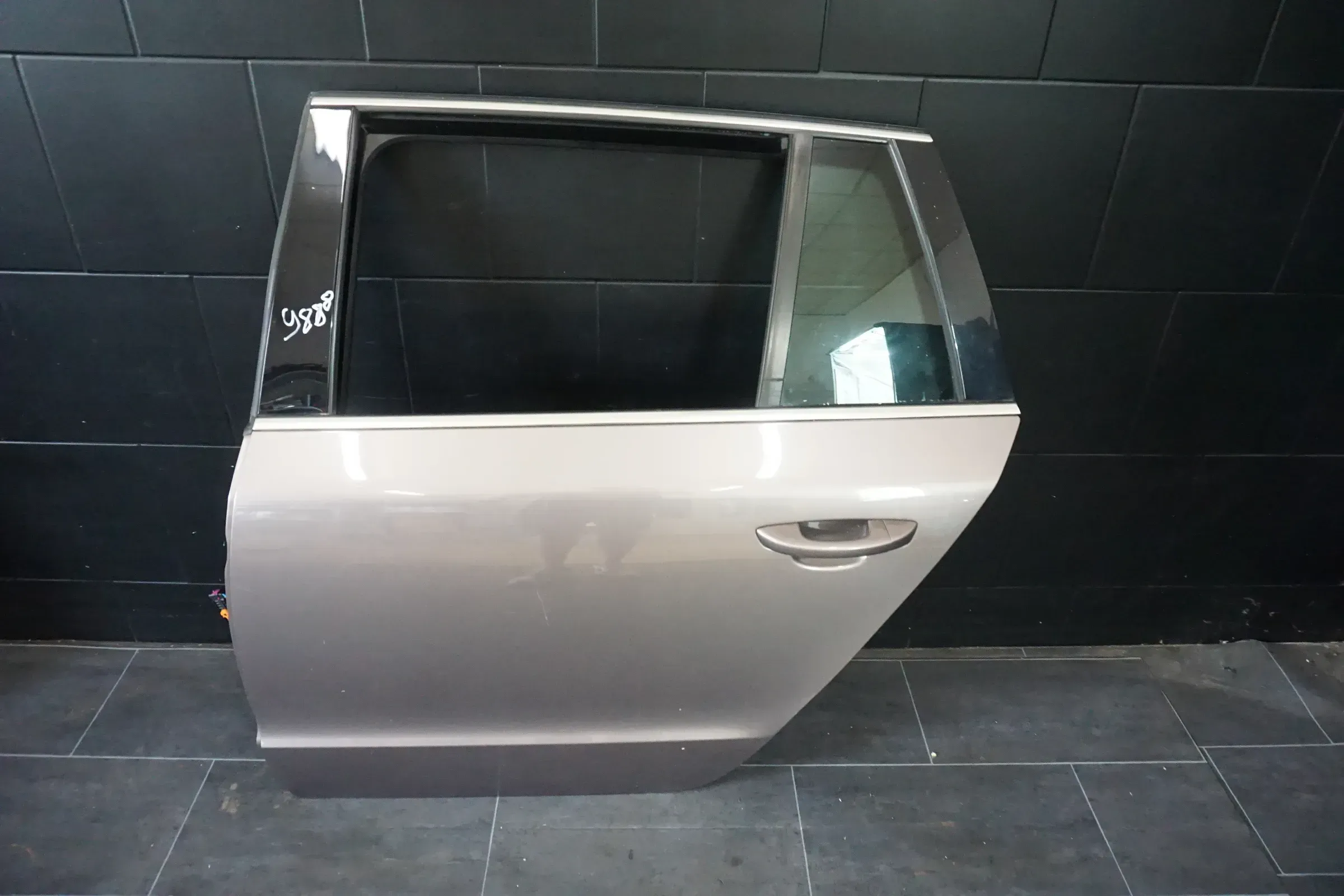 Skoda Superb Kombi 3T Tür hinten links 5-Türer Fensterheber elektrisch LF4U - Bild 1