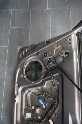 Skoda Superb Kombi 3T Türe vorne links 5-Türer, Fensterheber elektrisch, Tür vor - Bild 8