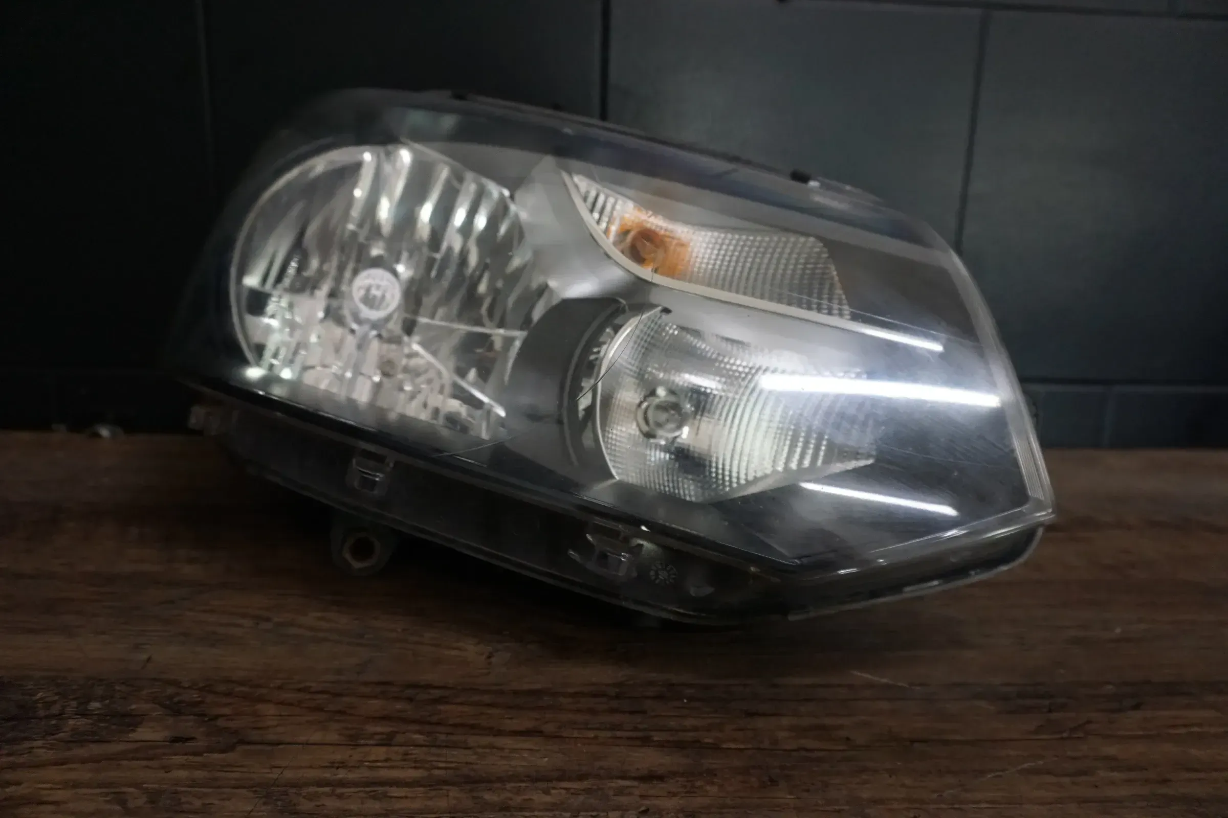 Original VW Transporter T5 Scheinwerfer 7E1941016H Halogen rechts SW20870 - Bild 1