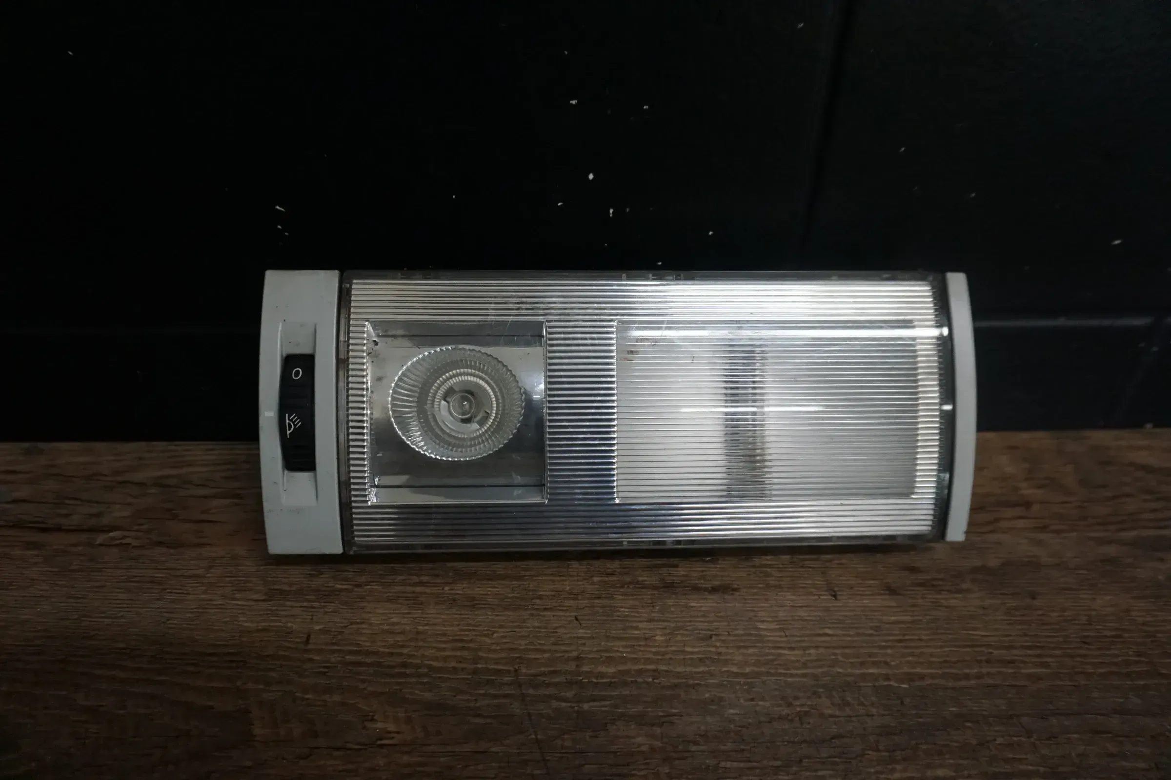 VW T5 T6 Bus 7H 2010-2015 Innenraumleuchte Leseleuchte Y20 7H5947105 Multivan - Bild 1