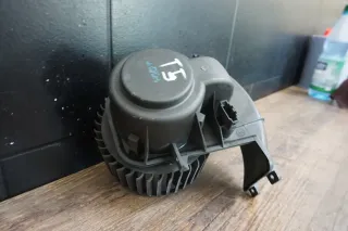 Innenraumgebläse Gebläsemotor vorne 7H1820021B VW T5 V MULTIVAN (7H) Bj.08 - Bild 2