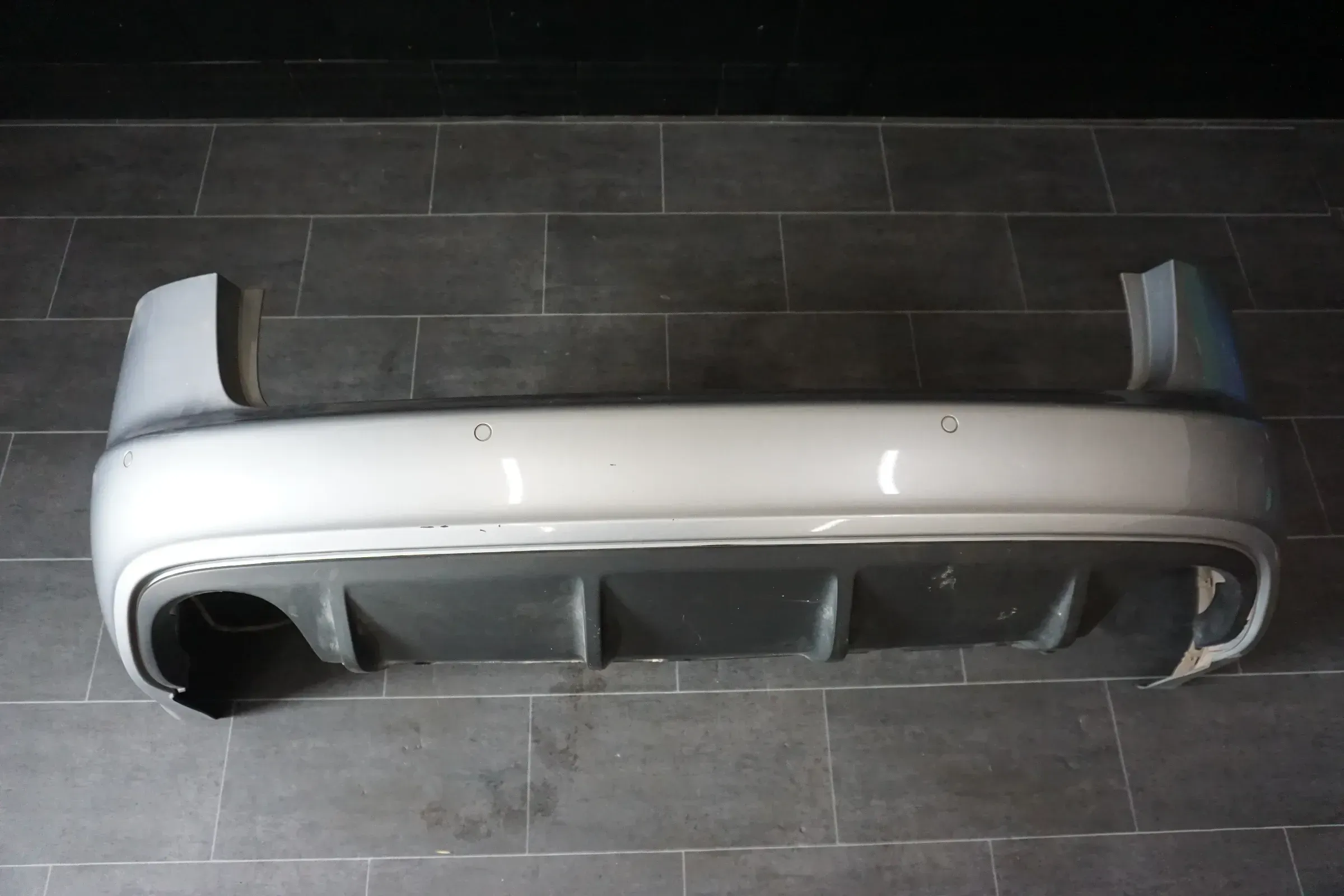Heckschürze Stoßstange Bumper Audi RS6 4F V10 4F9807511F Diffusor 4F5807521AD - Bild 1