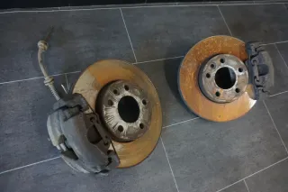 VW T5 Bremse vorn vorne Komplett Set 2.0 TDI Bremsanlage Vorderachse - Bild 2
