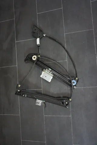 8S0837461 original Audi TT 8S Fensterheber ohne Motor Fensterhebermechanik VL - Bild 1