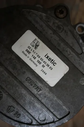 Vakuumpumpe Unt​erdruckpumpe Audi A4 A5 A6 4F A8 S8 4E Q7 3,0 TDI VW 06E145100M - Bild 3