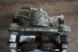 VW Tiguan 5NA Bremssattel Bremsklotz vorn rechts TRW679 3Q0106B - Bild 5