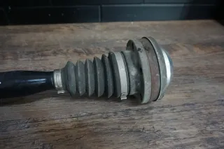 AUDI TT Coupe Roadster 3.2 V6 8J Antriebswelle vorne rechts quattro 8J0407272K - Bild 2