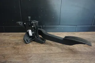 Opel Corsa Combo C elektrisches Gaspedal Pedal Gasgeber 9129423 CL - Bild 1