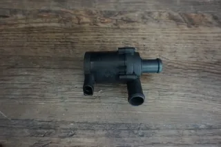 Zusatzwasserpumpe Wasserpumpe 1.8 TSI 2.0 TSI Audi A3 8P VW Golf 6 1K0965561J - Bild 2
