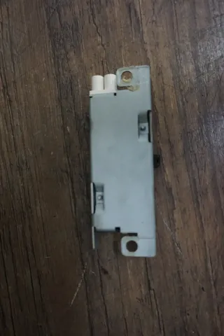 Audi A4 8K A5 8T Antennenverstärker Verstärker Antenne 8K9035225 - Bild 2