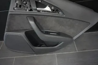 Audi A6 4G S-Line Türverkleidung hinten Rechts Alcantara Beifahrer 4G0867022A - Bild 4