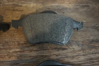 Volkswagen Bremsbeläge Vorne Hinten Satz Pad 7m3615115b - Bild 9