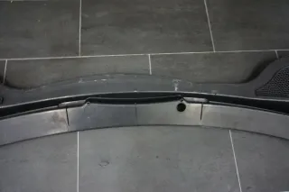 Original Audi Q3 8U Wasserkastenabdeckung 8U1819403 Windlauf - Bild 6