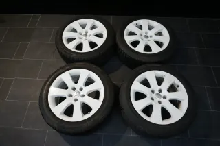 Audi A4 Avant A5 8T B8 8K 225 50 17 Zoll Alu 8x17 ET 25 Winterräder Winter - Bild 1