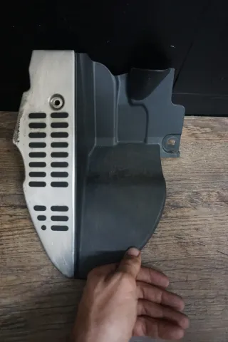 Audi TT 8N TTS Fußauflage Aluminium Fussstütze 8N2864777A - Bild 3