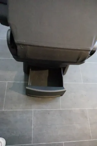 VW T5 Multivan Schienensystem 2te Reihe hinten Sitz Stoff Schwarz Drehsitz - Bild 5