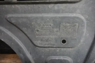VW Golf 5 1K Unterfahrschutz Abdeckung Motor unten Verkleidung 1K0825237J - Bild 5