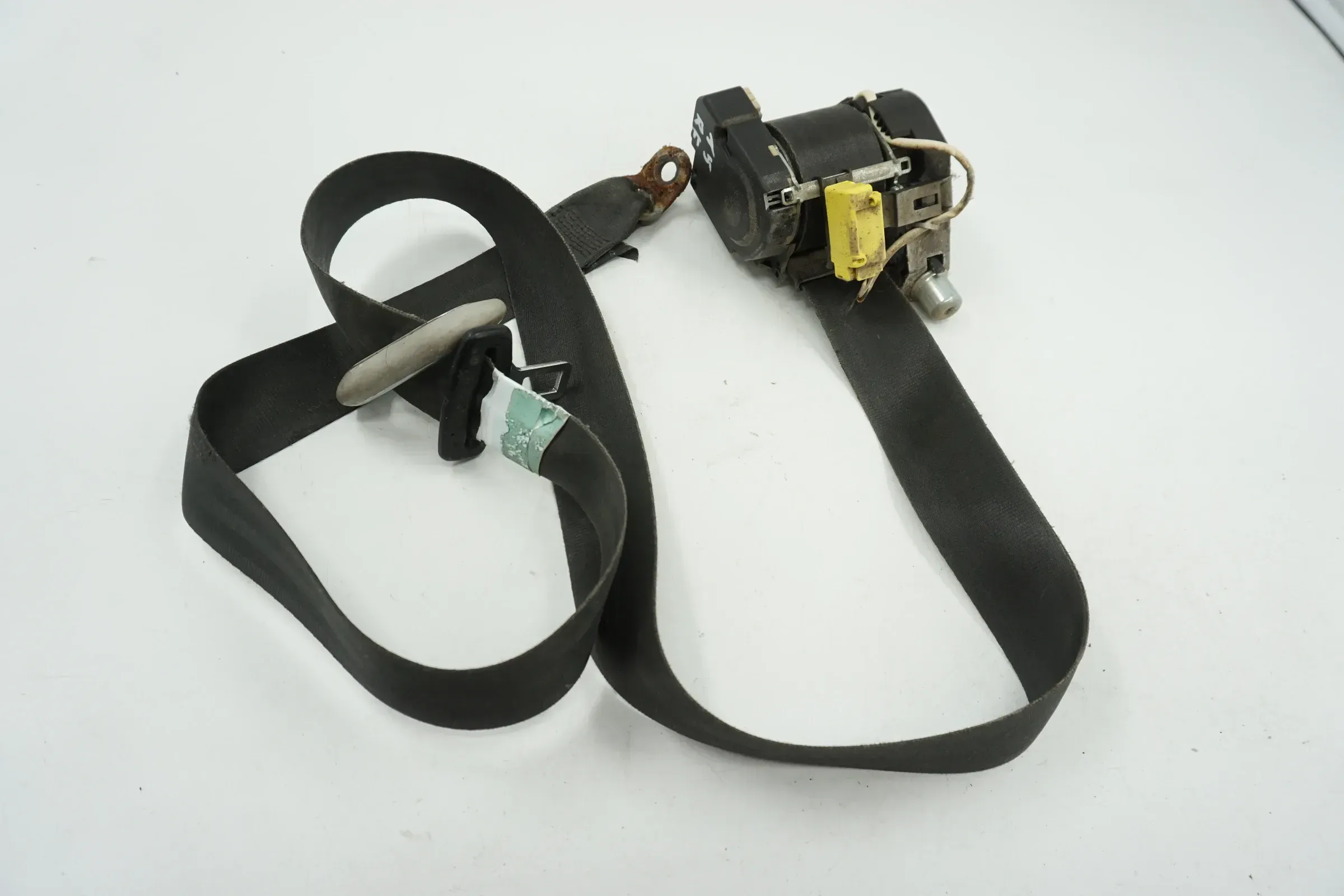 VW T5 Transporter Caravelle Sicherheitsgurt Gurt schwarz rechts 7H0857806F - Bild 1