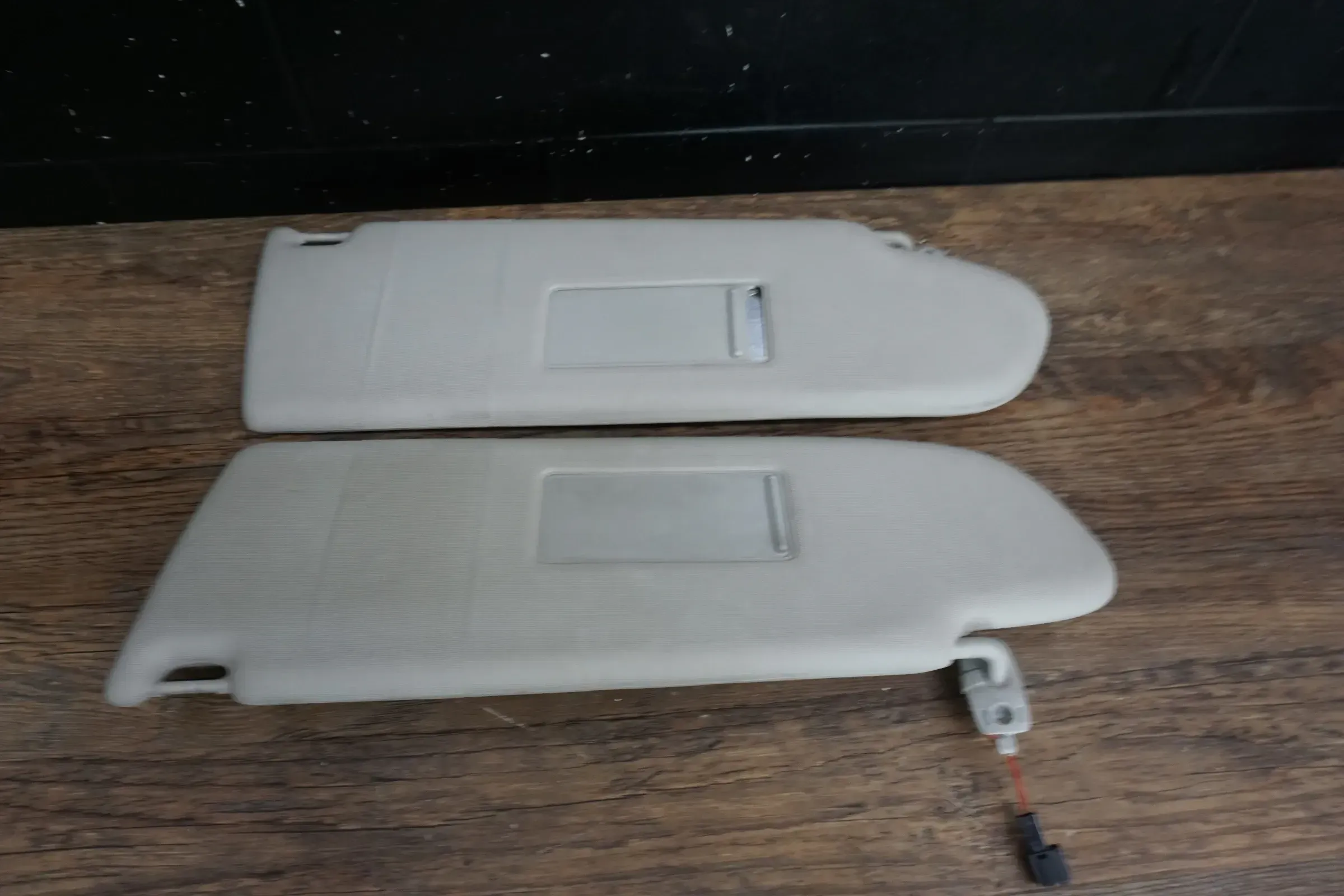 VW T5 Multivan GP Highline Set Sonnenblenden Links Rechts guter Zustand Grau - Bild 1
