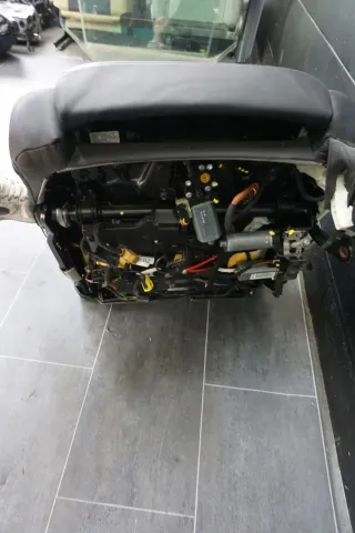 Porsche Cayenne 92A LEDER Fahrersitz el. Sportsitz Sitz SHZ Schwarz - Bild 7