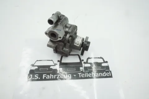 Background image for Servopumpe Motor Audi Q7 3.0 TDI quattro 7L8422154G VW Touareg 7L