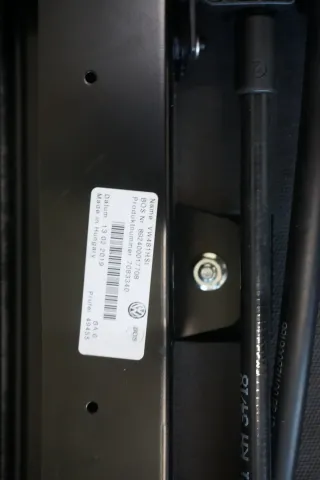 VW Passat B8 Limo Hutablage Sonnenschutzrollo Abdeckung hinten 3G5863411 - Bild 9