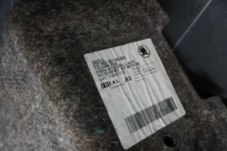 Skoda Roomster 5J Teppich innen Innenraumteppich Boden Innenteppich schwarz - Bild 8