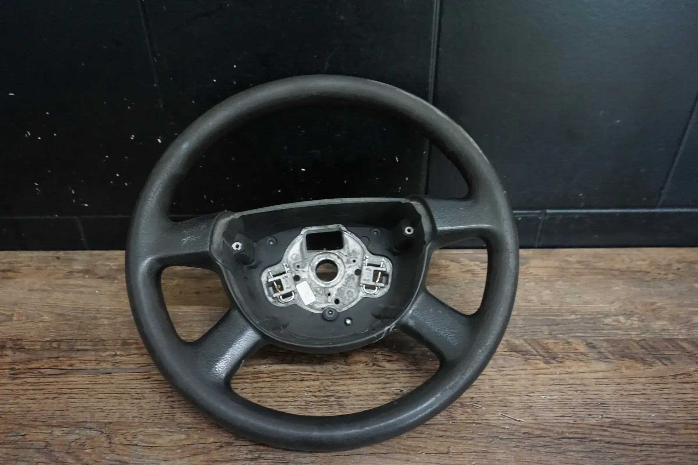 Lenkrad VW Transporter T5 7H0419091D Gummi gebraucht - Bild 1