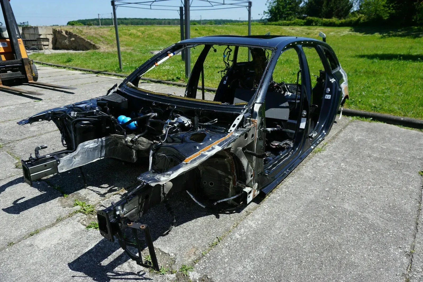 Audi RS4 B8 8K Karosserie Karosse Limousine Schwarz Rohkarosse BJ2016 Unfall - Bild 1