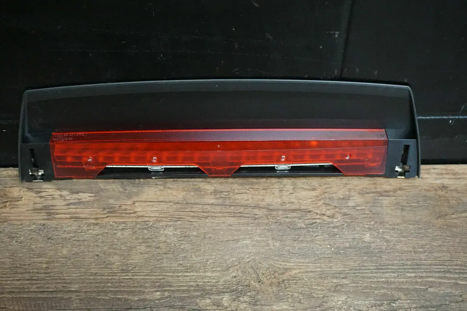 Audi A8 4H Zusatzbremsleuchte Bremsleuchte LED 4H0945097A Bremslicht Rücklicht - Bild 1