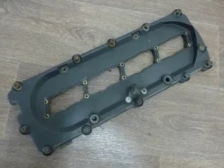 Audi A8 4E Q7 VW Touareg 7P 4,2 V8 TDI Zylinderkopfhaube Ventildeckel 057103470K - Bild 2