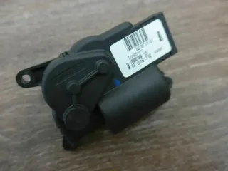 VW GOLF VII 7 SKODA OCTAVIA III 5E Stellmotor Klima Heizung 6Q0907611 - Bild 5