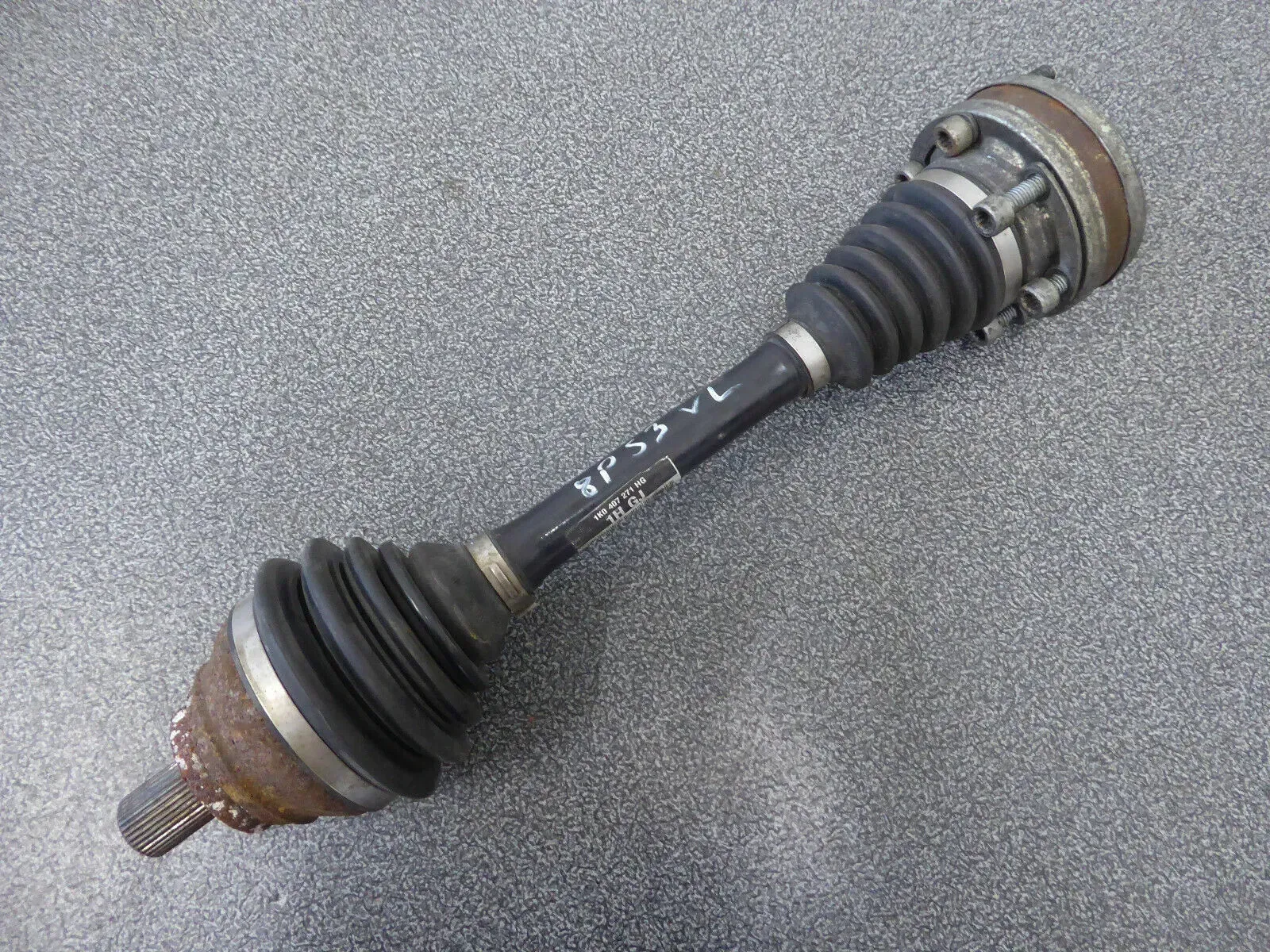 AUDI S3 A3 8P 2.0 vorne links Antriebswelle 1K0407271HG Front Left Drive Shaft - Bild 1