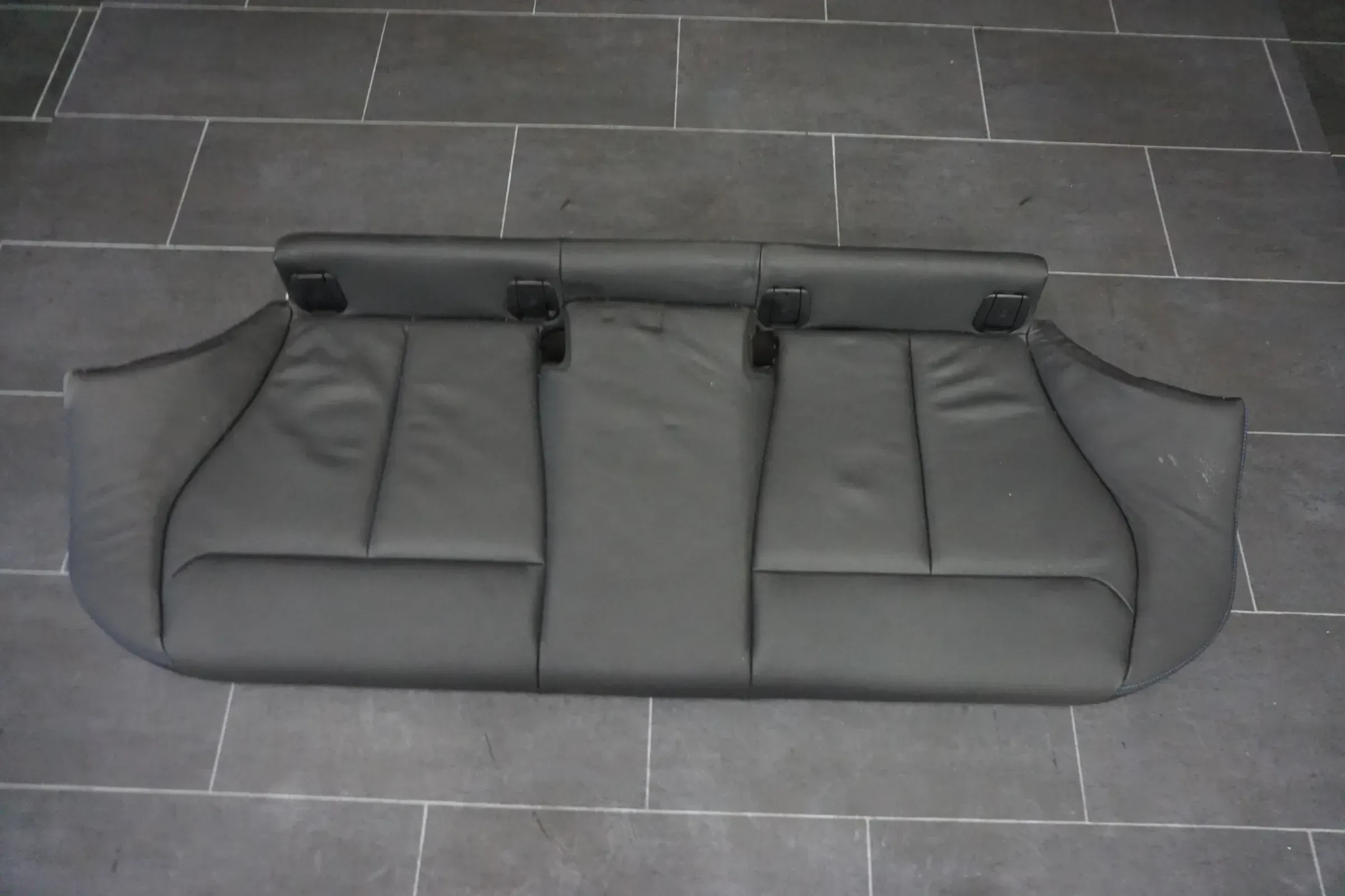 BMW 7243609 F20 Rücksitzbank Sitz Leder anthrazit Schwarz 140i M - Bild 1
