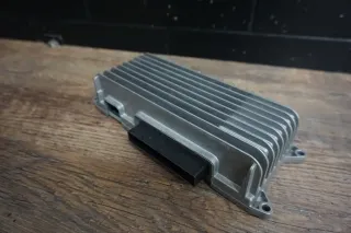 Audi A4 8K A5 8T B8 MOST MMI 2G Sound Verstärker Amplifier 8T0035223K - Bild 3