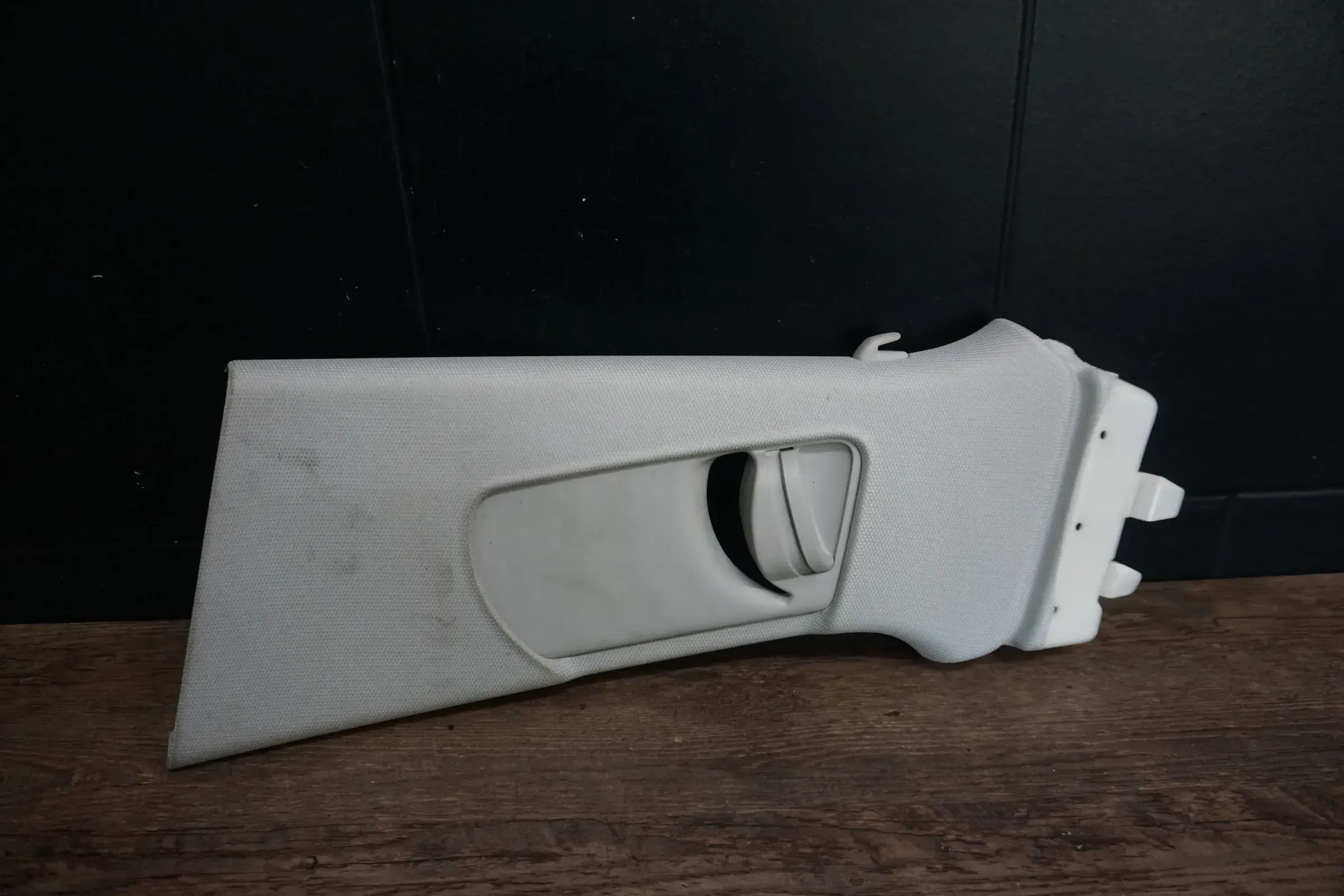 Verkleidung B-Säule links Audi A4 B8 8K A5 8T Abdeckung Sternsilber 8K0867281 - Bild 1
