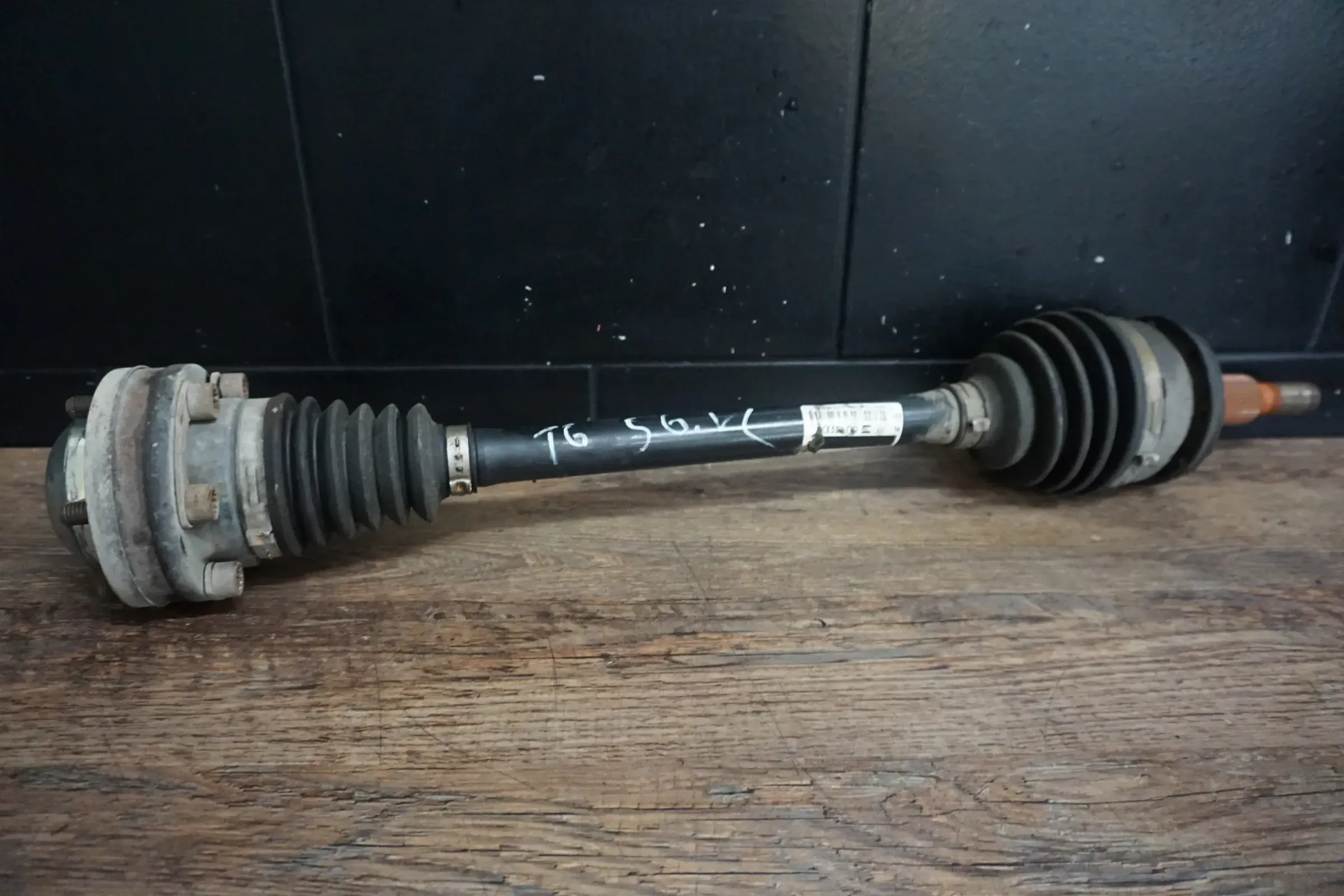 VW T6 2.0TDI Antriebswelle rechts 7E0407274C Original Teil 5gang 84 102 115 Ps - Bild 1