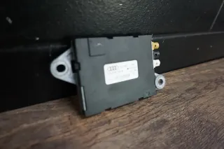 AUDI TT 8J 2007 Antennenverstärker antenna Radio amp booster 8j8035225a - Bild 2