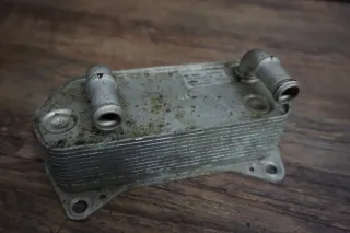 Ölkühler für VW Audi Seat Skoda Golf 2,0 FSI GTI RS TFSI BWA 02E409061B - Bild 2