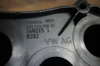 Audi Q7 3.0 TDI 4M 4L Ansaugbrücke Ansaugstutzen Ansaugung Flansch 059129765D - Bild 3