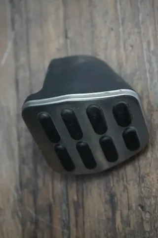 VW Audi Skoda Seat Kupplungspedal Pedal Abdeckung Sport Sportpedale 1K1721601 - Bild 4