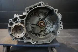 VW Audi Getriebe 6 Gang Schaltgetriebe KNU Eos 1Q Golf 5 Passat 3C A3 8P - Bild 1