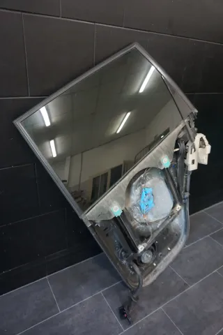 VW Touareg 7L Fensterheber hinten links 7L0839353D Türrahmen - Bild 2