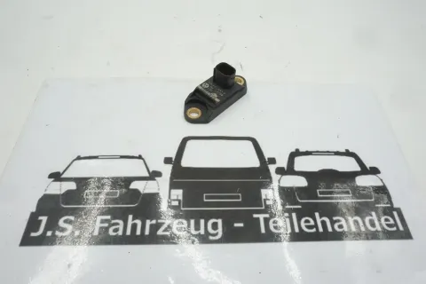 Background image for VW Touareg 7L Neigungssensor Diebstahlschutz 7L6907651A Steuergerät Sensor