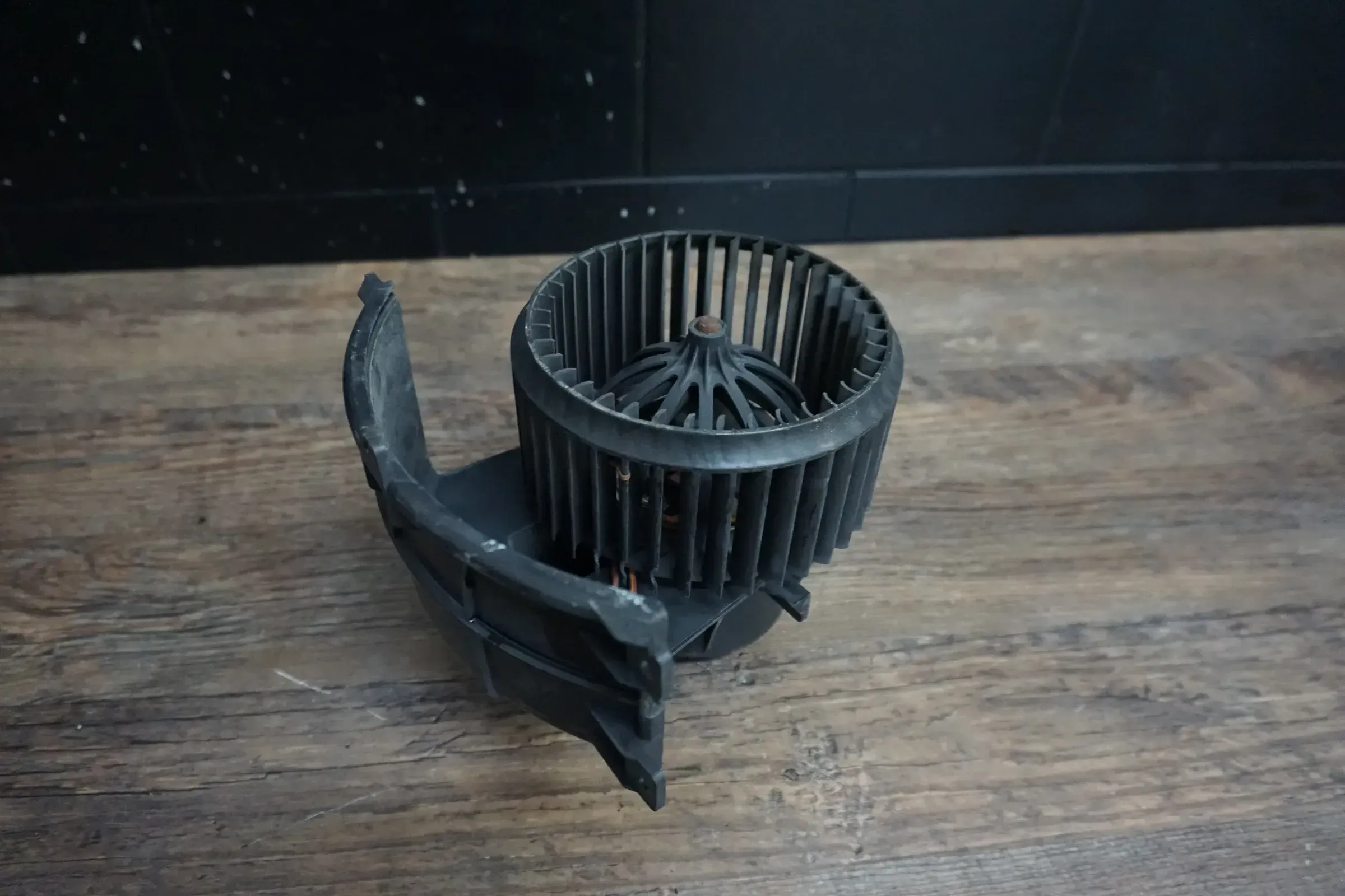 VW Transporter T5 Lüfter Lüftermotor Motor Heizung Innen 7H1819021A 7E1819021B - Bild 1